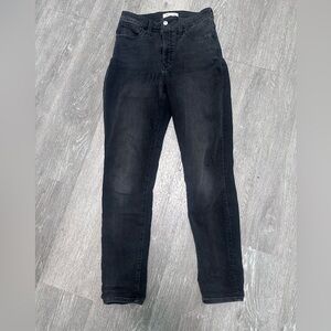 Madewell High Rise Black Jeans curvy roadtripper